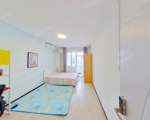 蓟门里南北三居室,紧邻4趟地铁,中间层