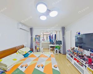 西幸福街南北通透两居 满二简装低楼层