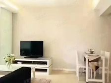 豪华装修,中央空调+地暖,固定车位,有钥匙