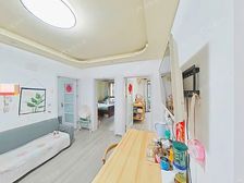 刚需定制,近地, 铁,位置好,可三房