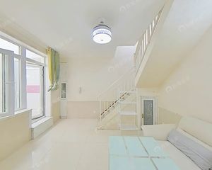 邑上公馆,广阳城地铁300米,一层带下跃,一室一厅