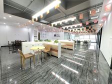 38元租地铁上精装全齐的410平东南向看国贸看旗峰办公室出租