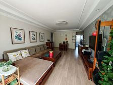 龙山御景 127.25平3居 南北向精装修 随时签约