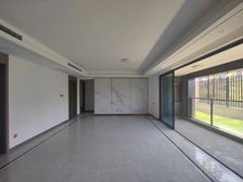 双书包,龙湖品质小区洋房四房带花园 255万