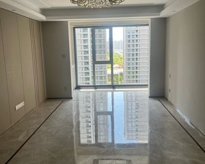 晓风印月4室2厅2卫南朝向420.0万元/套出售