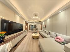 金地风华东方4室2厅2卫南朝向528.0万元/套出售