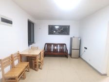 莘香雅苑 2室1厅 南北 简装,低楼层适合老人居住