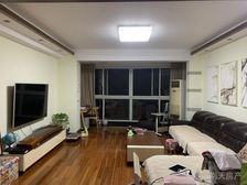 常青藤小城3室2厅2卫南朝向370.0万元/套出售