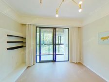 小洋房里二楼户型,前后没有遮挡,保养好,次新房