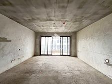 五象总部基地地铁口大平层洋房DK国际5房3卫双主卧南北通透