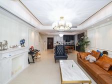 新出保真 房东急卖低市场价 婚房装修未入住 大刀砍包税带车位