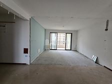 21层 万象城前面华润国际 南北通透 四房两位 带车位