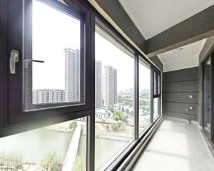 上湖城章三期4室2厅2卫南朝向580.0万元/套出售