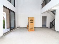 瑞城温莎郡溪璟园,地铁口300米,次新毛坯联排,送2个车位