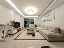 新上房源!扬州天下中兴苑一楼4房带院子258万汽车库