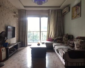 首付几万 月供2000 融汇半岛五园湾 中装小3房 业主诚售