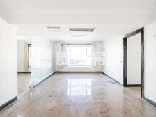 金隅国际 东南两居室 可变三居室 双卫 正对南湖公园