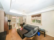 金狮公寓精装大两房,诚意出售,可拎包入住