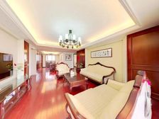 海德公园大平层,位置佳,精装修保养好,看房预约,诚意售