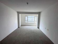 急售!送车位!和昌运河东郡一梯一户飞机户型毛坯3房2卫好楼层