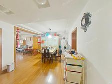 桃林一小区 高区三房非顶楼 双书包 位置安静 采光好