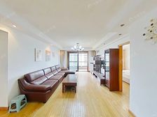 小区中间位置, 南北通透三房,正看小区景观,配套齐全