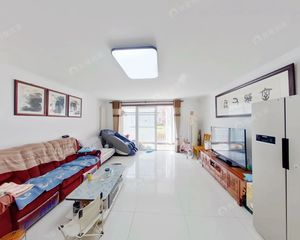 酒仙桥梵谷水郡 板楼三居 一层 出行方便 自住精装 满五