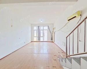 南四环!新发地!风格与林!叠拼四居!三卫!满五年!看房随时