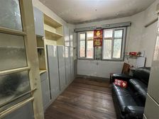 陕西南路公房,卢湾二小和向明,低单价,边套全明,看房方便