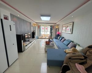 正南密东广场3室2厅精装修