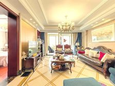 此房出售中.房子开发商精装.保养好.楼层好