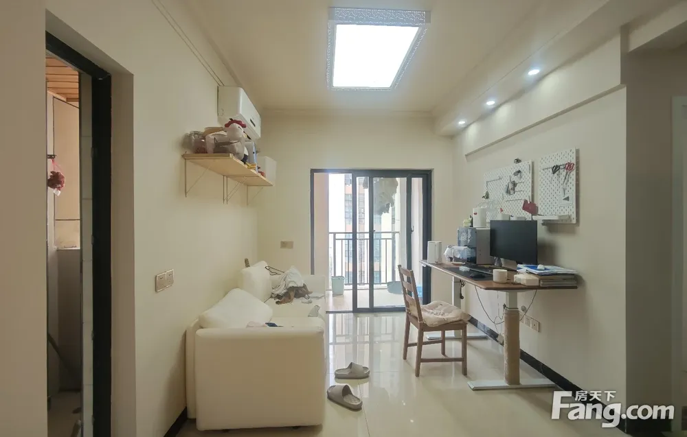 九龙坡区 通用晶城 二房 精装修的，直接入住