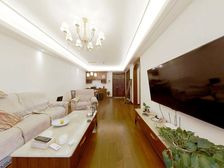 荣安香园二期 全新婚装没怎么住过 户型好房东诚心出售