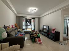 公元世家三期 黄金楼层西边套 户型方正 自住精装 地段好