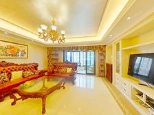 长风高端住宅,新上中间楼层!看房密码锁!带产权车位!