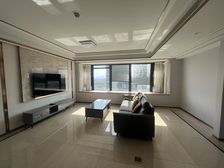 保利天悦3室2厅2卫南朝向288.0万元/套出售