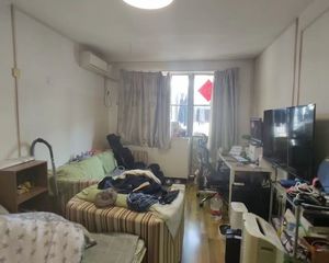 松榆里 一居 中间层 采光好 交通便利,