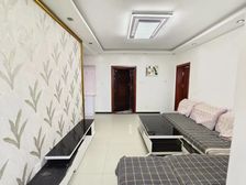 恒茂城五区 精装 南向 老证 赠储藏间