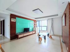 岭南新世界 4 房 130.25 方 品质小区 近地铁