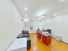 徐汇区次新房 全明户型 可以三代同堂之乐 交通方便 产权清晰