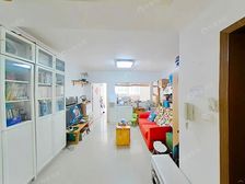 已定诚售,02年商品房,双轨交,不靠马路,送花园