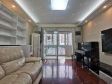 房东诚意出售!中心位置!三阳台南北通户型!满五 !随时看房