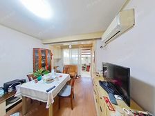 1楼!双南双天井!一梯三户!小区中间位置!采光无遮挡!随时看