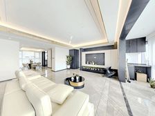 海语天下洋房 天街旁 次新顶复 带大露台150平 拎包入住