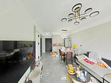 精装30万 电梯高层 税费各付 价格好谈 急售 交通便捷