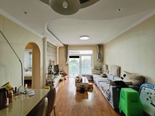 沙坪坝区 映泉花园 二房 68万