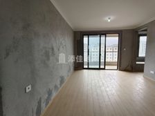 宝龙世家(尚水湾) 四房2卫 16楼 业主诚心出售 价格可谈