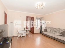 1室1厅保利西山林语3期