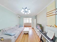 新上东南两居 精装修 随时看房 燕化星城健德二里