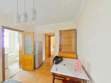 阳光三楼,三房朝南,厨卫朝北,全明户型